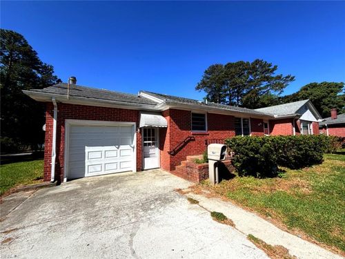 4425 Winchester Dr, Portsmouth, VA, 23707-2803 | Card Image