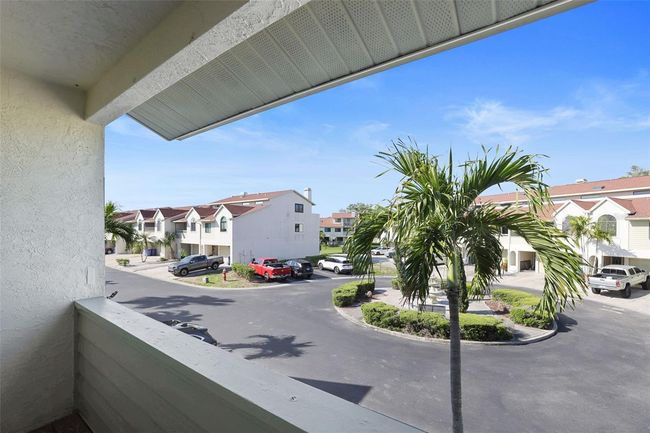 2383 Hanover Dr, Townhouse with 2 bedrooms, 3 bathrooms and null parking in DUNEDIN FL | Image 49