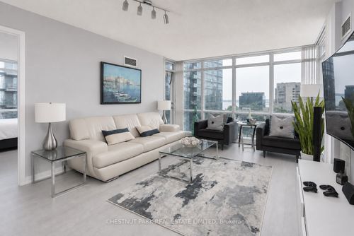 710-15 Fort York Blvd, Toronto, ON, M5V3Y4 | Card Image