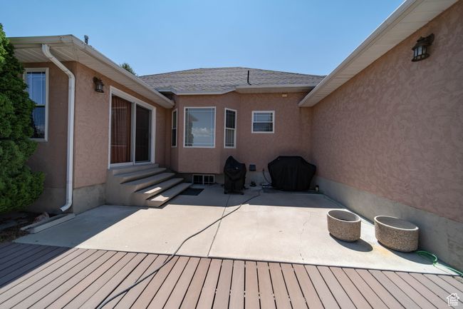 1416 E Valley View Dr, House other with 4 bedrooms, 3 bathrooms and null parking in Wellington UT | Image 46