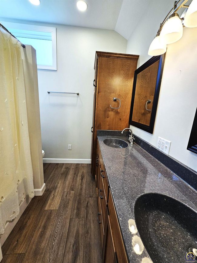 611 S 3 Rd St, House other with 3 bedrooms, 2 bathrooms and null parking in Sabetha KS | Image 28
