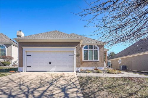 13423 Pennsylvania Ct, Kansas City, MO, 64145-1655 | Card Image