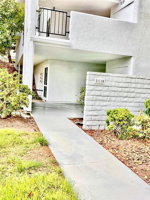 d-2111 Via Puerta, Laguna Woods, CA, 92637-2438 | Card Image