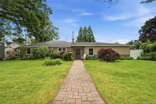 178 New Hampshire Avenue, Oyster Bay, NY, 11758 | Card Image