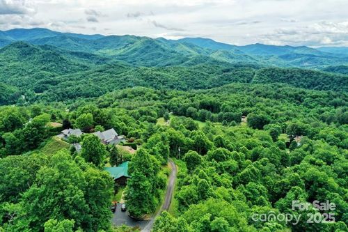 478 Echo Ridge Rd, Whittier, NC, 28789-7926 | Card Image