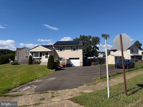 812 W 3rd Ave, RUNNEMEDE, NJ, 08078-1207 | Card Image