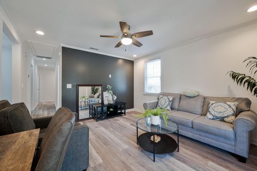 2101 Atlas St, North Charleston, SC, 29405-5503 | Card Image