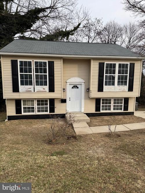 6915 Adel St, CAPITOL HEIGHTS, MD, 20743-2306 | Card Image