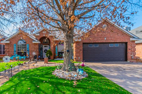 7043 Echo Lake Ct, Arlington, TX, 76001-6779 | Card Image