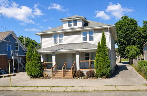 4-4087 Portage Rd, Niagara Falls, ON, L2E6A2 | Card Image