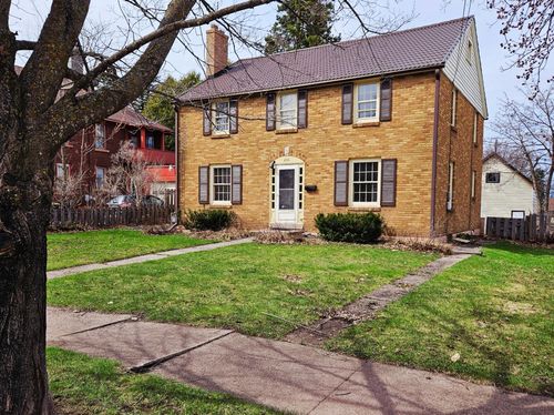 206 E Iron St, Bessemer, MI, 49911-1132 | Card Image