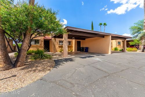 7851 E Waverly St, Tucson, AZ, 85715-4237 | Card Image