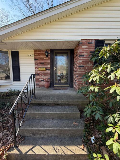 445 S Countryside Dr, Ashland, OH, 44805-3947 | Card Image