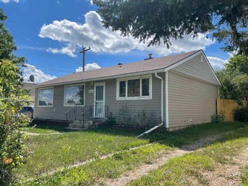 5114 51 St, Elk Point, AB, T0A0B9 | Card Image