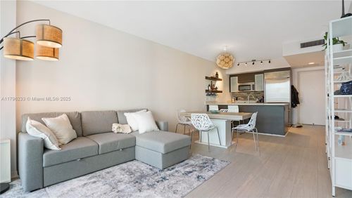 apt-1804-55 Se 6th St, Miami, FL, 33131-2563 | Card Image