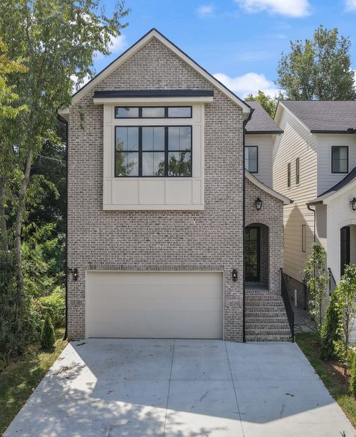 599 American Rd, Nashville, TN, 37209-1752 | Card Image