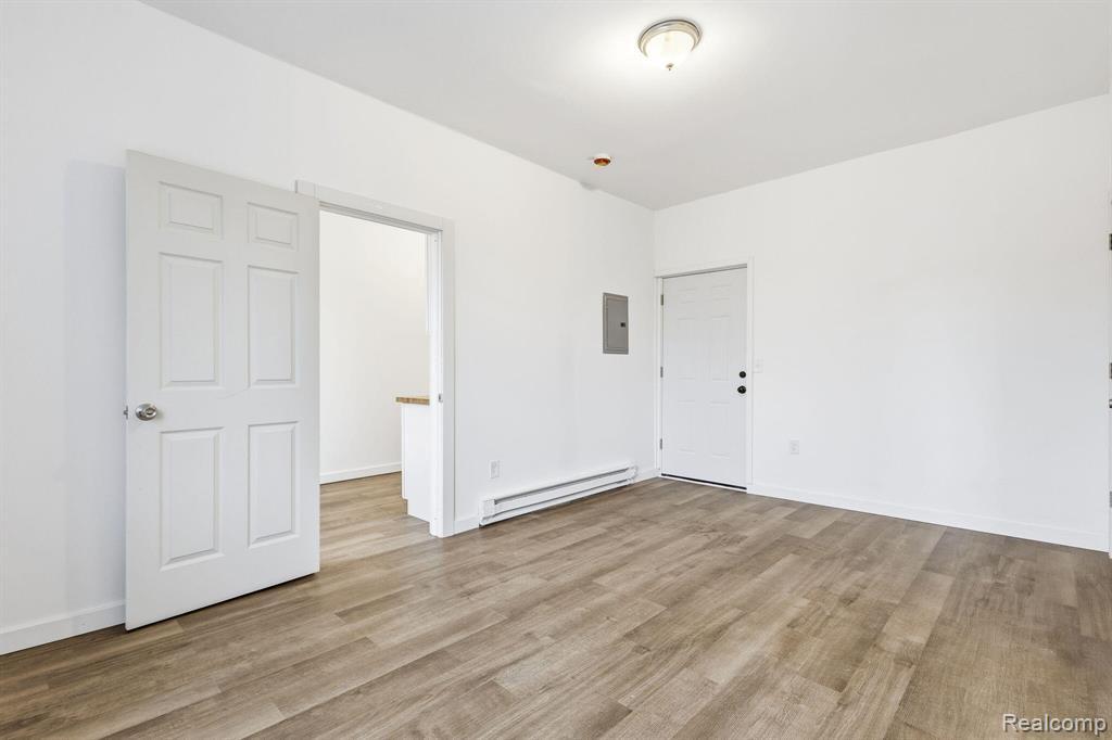 Residential Lease in Detroit 5