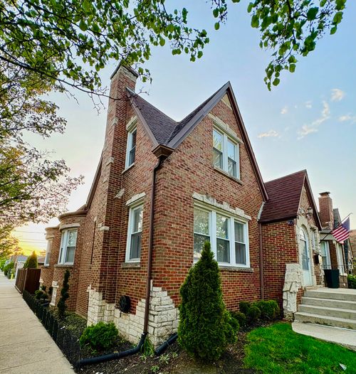 6358 Keeler Ave, Chicago, IL, 60629-5026 | Card Image