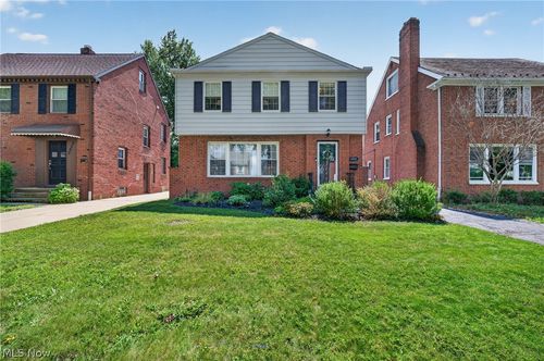 3954 Lansdale Rd, University Heights, OH, 44118-3122 | Card Image