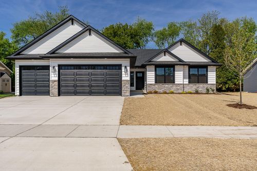 4869 Monarch Dr, Milton, WI, 53563-8489 | Card Image