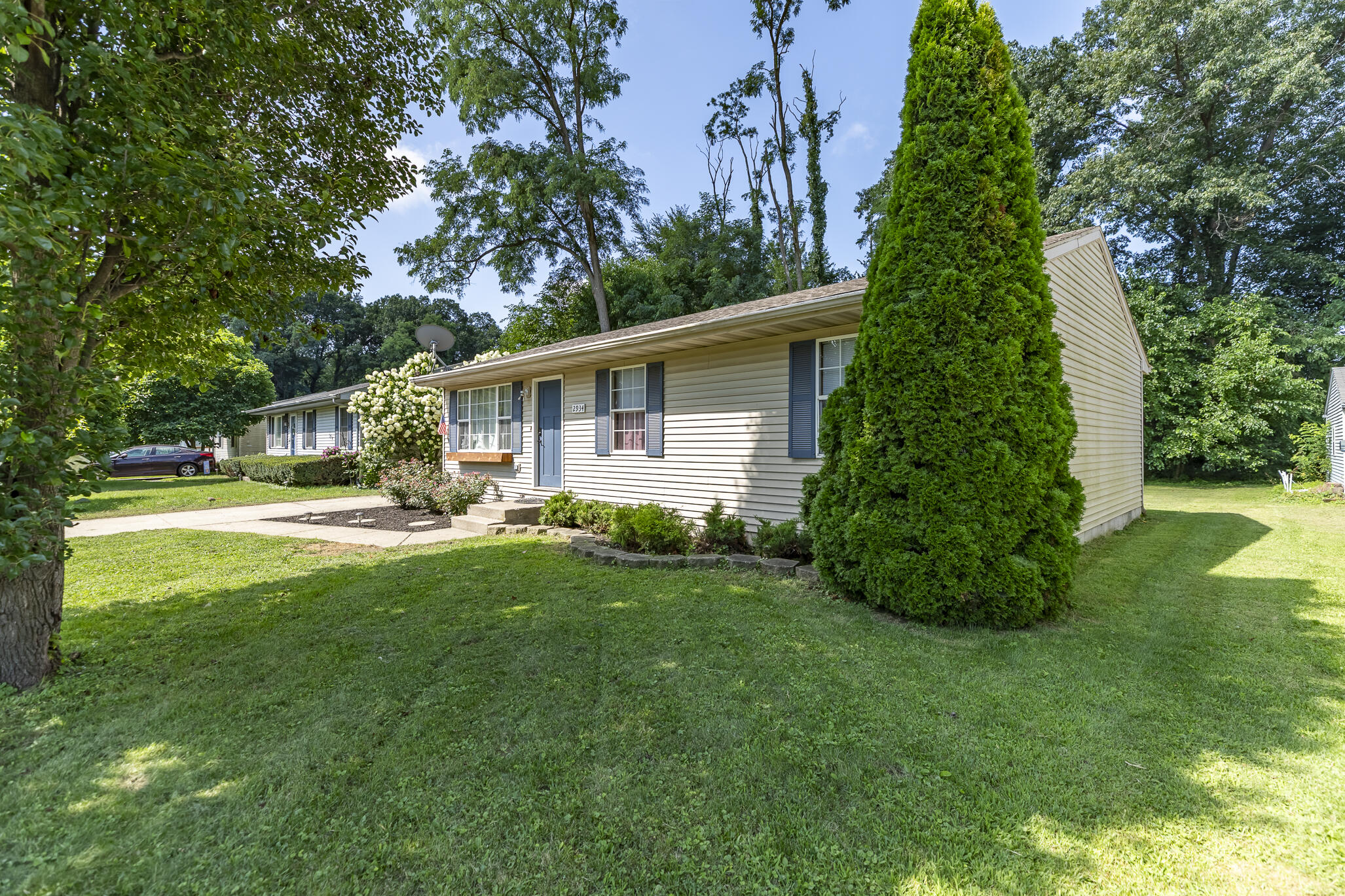 Residential in Lake Station 5