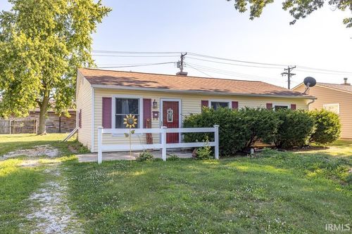 1805 W Wenlock Dr, Marion, IN, 46952-2401 | Card Image