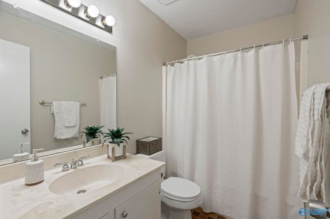 702 Royce Cir Se, House other with 4 bedrooms, 2 bathrooms and null parking in Huntsville AL | Image 24