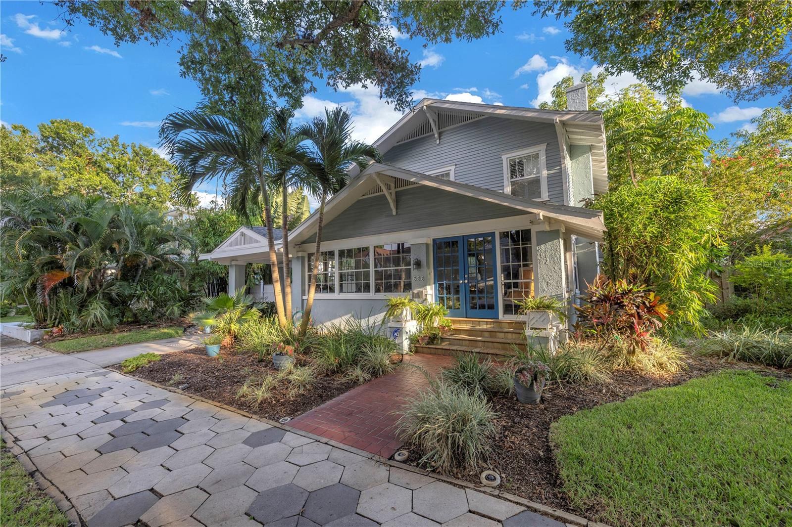 13th Ave, Saint Petersburg, FL 33701