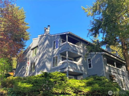 206-9302 Redmond Woodinville Rd Ne, Redmond, WA, 98052-3650 | Card Image