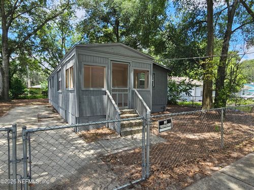 9042 7th Ave, JACKSONVILLE, FL, 32208-2136 | Card Image