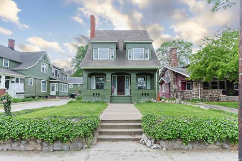 1232 Lincoln Way E, South Bend, IN, 46601-3729 | Card Image