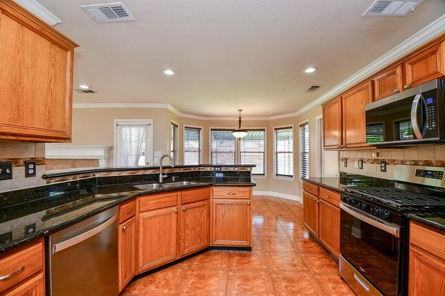 11707 Turtle Lake Dr, House other with 4 bedrooms, 3 bathrooms and 2 parking in Houston TX | Image 14