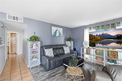 unit-101-3065 Casey Dr, Las Vegas, NV, 89120-5218 | Card Image