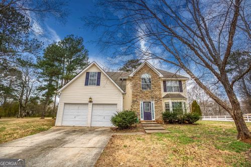 679 Michael Cir, Monroe, GA, 30655-8470 | Card Image