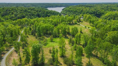 56-4356 Bridle Brook Pt, Nancy, KY, 42544 | Card Image