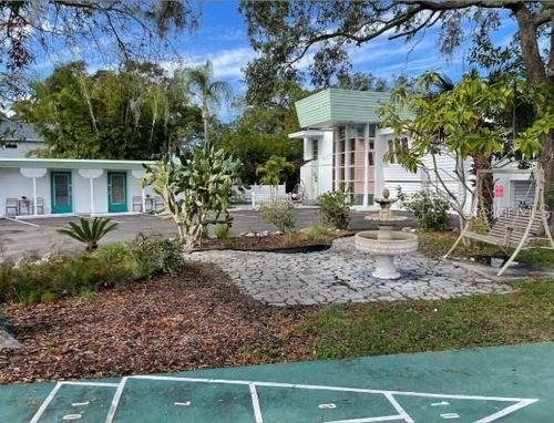 1064 Broadway, Dunedin, FL, 34698-5713 | Card Image