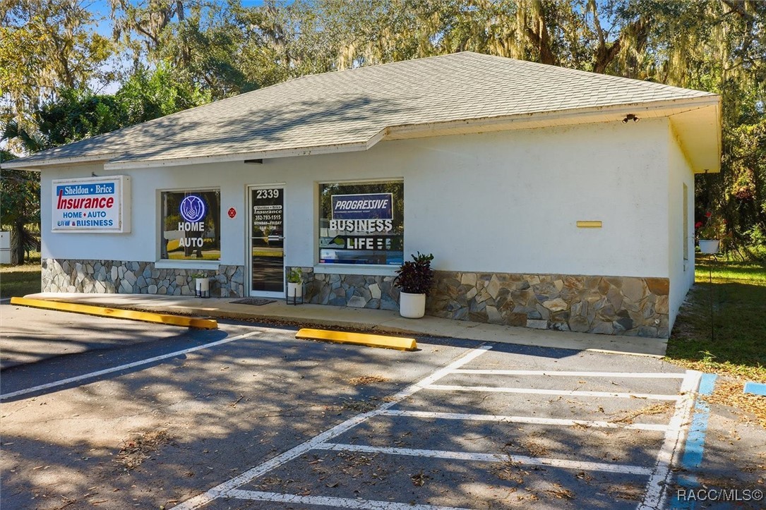 2339 N County 470 Rd, Lake Panasoffkee, FL 33538