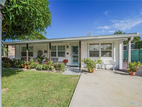 1440 4th Ct, Vero Beach, FL, 32960-5818 | Card Image