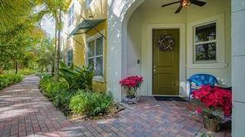 12446-12446 Nw 17th Ct, Pembroke Pines, FL, 33028-1893 | Card Image