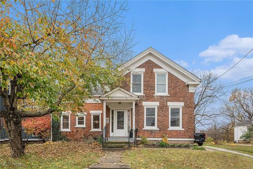 249 W Main St, Madison, OH, 44057-3129 | Card Image