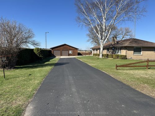 1777 Forestry Farm Road, Norfolk, ON, N3Y4J9 | Card Image