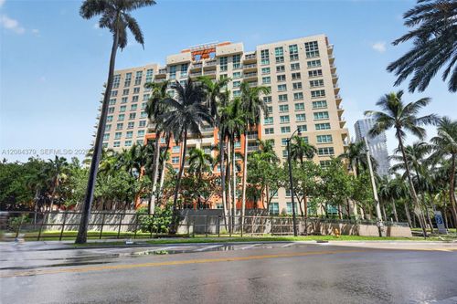 317-2000 N Bayshore Dr, Miami, FL, 33137-5115 | Card Image
