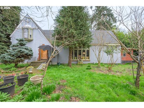 325 River Rd, Eugene, OR, 97404-3249 | Card Image