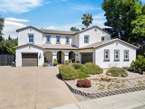 8445 Greentrails Way, Elk Grove, CA, 95624 | Card Image
