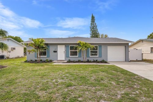 2832 47th Ave S, ST PETERSBURG, FL, 33712-4323 | Card Image