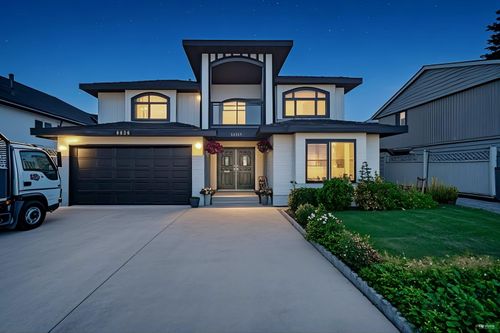 8036 133a St, Surrey, BC, V3W4R5 | Card Image