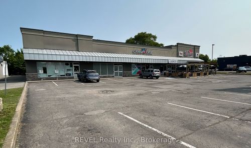 2-8189 Lundys Lane, Niagara Falls, ON, L2H1H3 | Card Image
