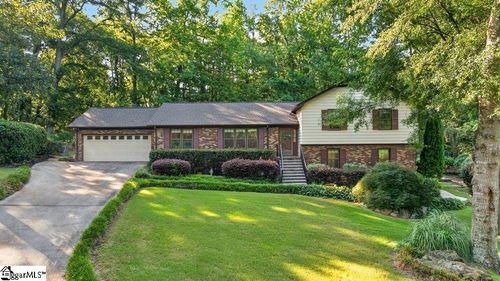 219 Oakwood Ct, Greenville, SC, 29607-5831 | Card Image