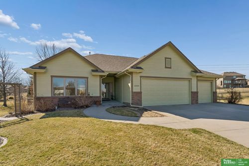 12219 S 75th Cir, Papillion, NE, 68046-4699 | Card Image