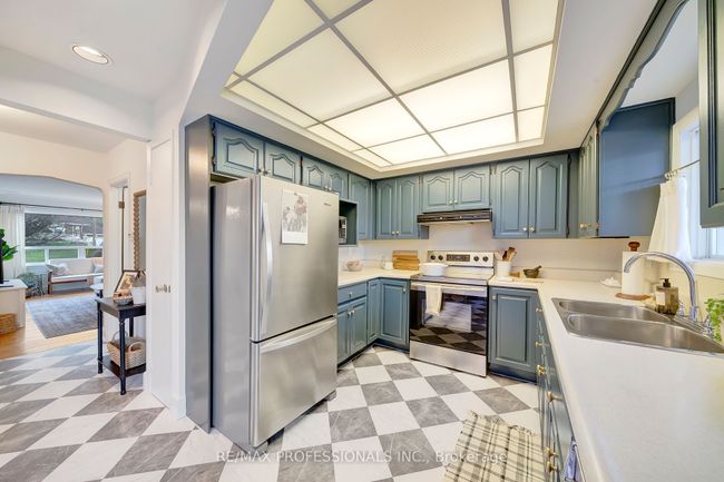 129 Kimberly Dr, House other with 3 bedrooms, 3 bathrooms and 4 parking in Hamilton ON | Image 9